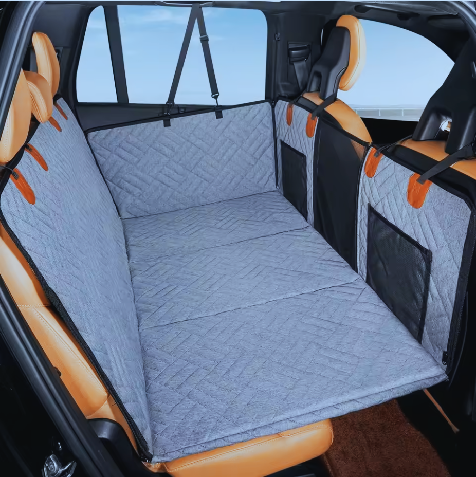 Housse Compawny™ Fini les poils et les griffures en voiture !